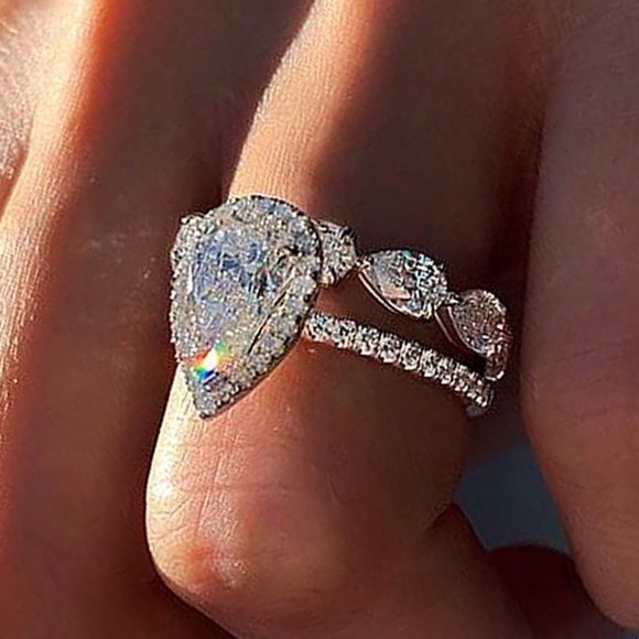 Beautiful Water Drop Bright Zircon Brass Pear Wedding Ring for Women, PD393 - Picture 3 of 6